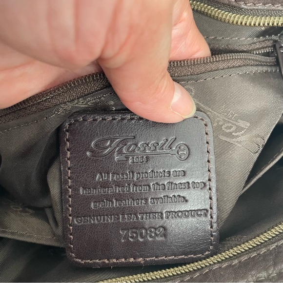 Vintage Fossil Purse 75082 Brown Pebbled Leather Adjustable Crossbody Bag Key - Picture 16 of 16